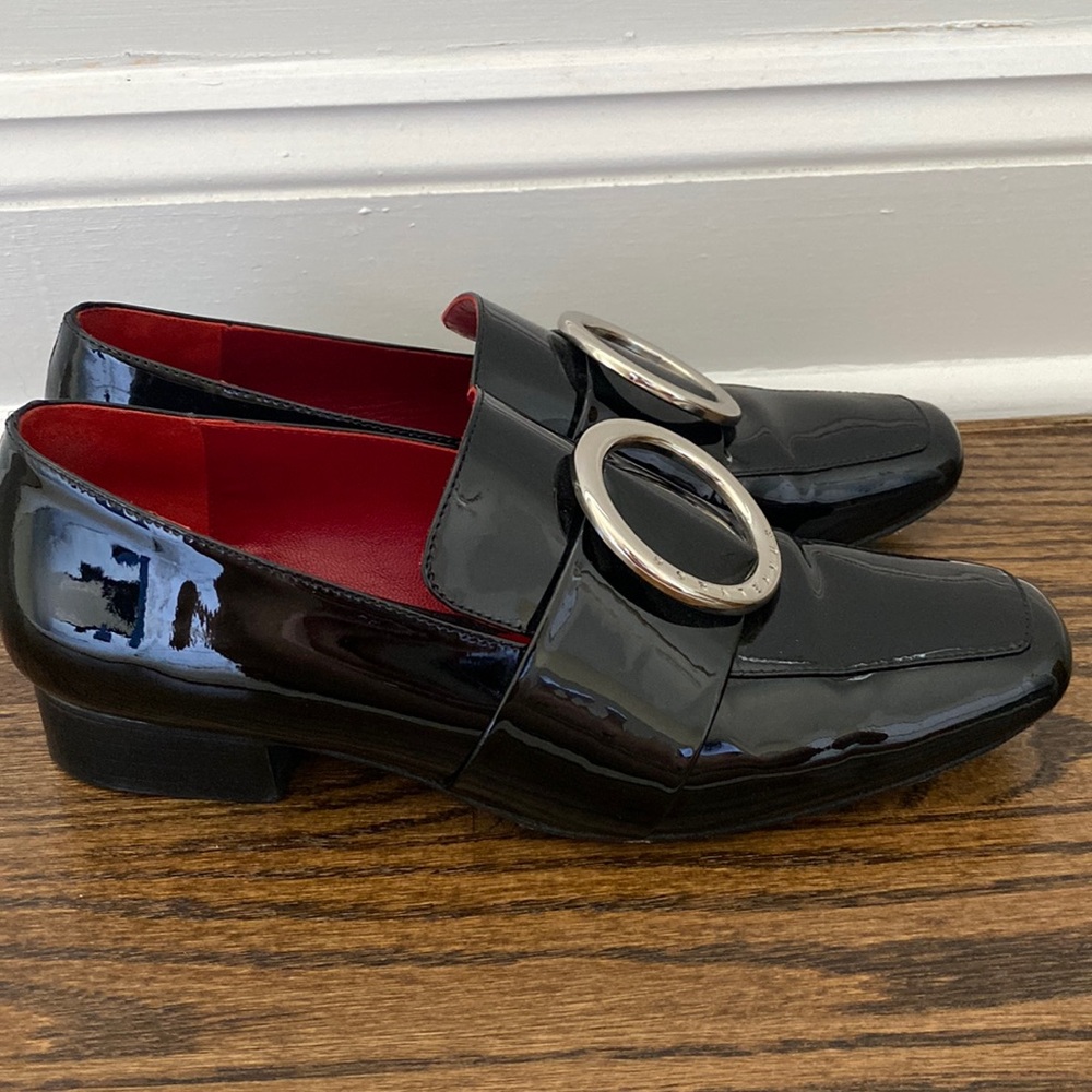Dorateymur Women’s Black Loafers